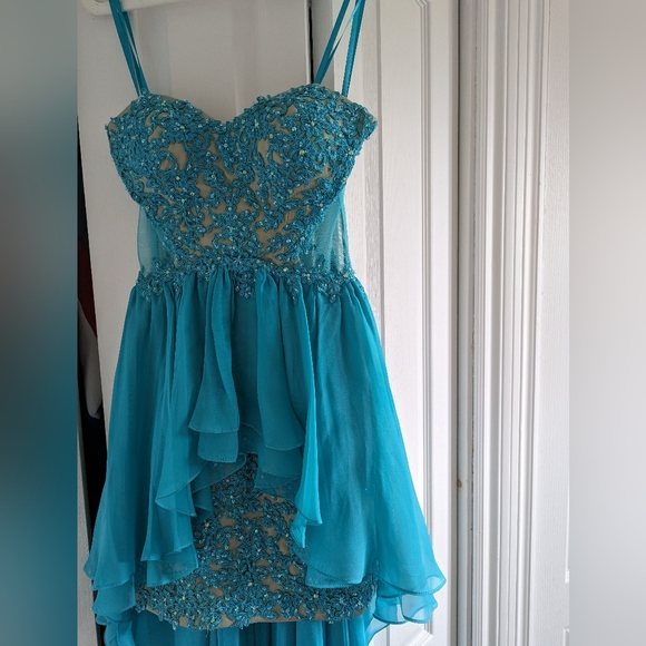 Evening dress - Picture 3 of 3